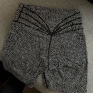 aoxjox biker shorts- size large